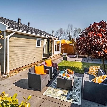 3 Bedroom Pet Friendly Home In Tzummarum Exterior foto