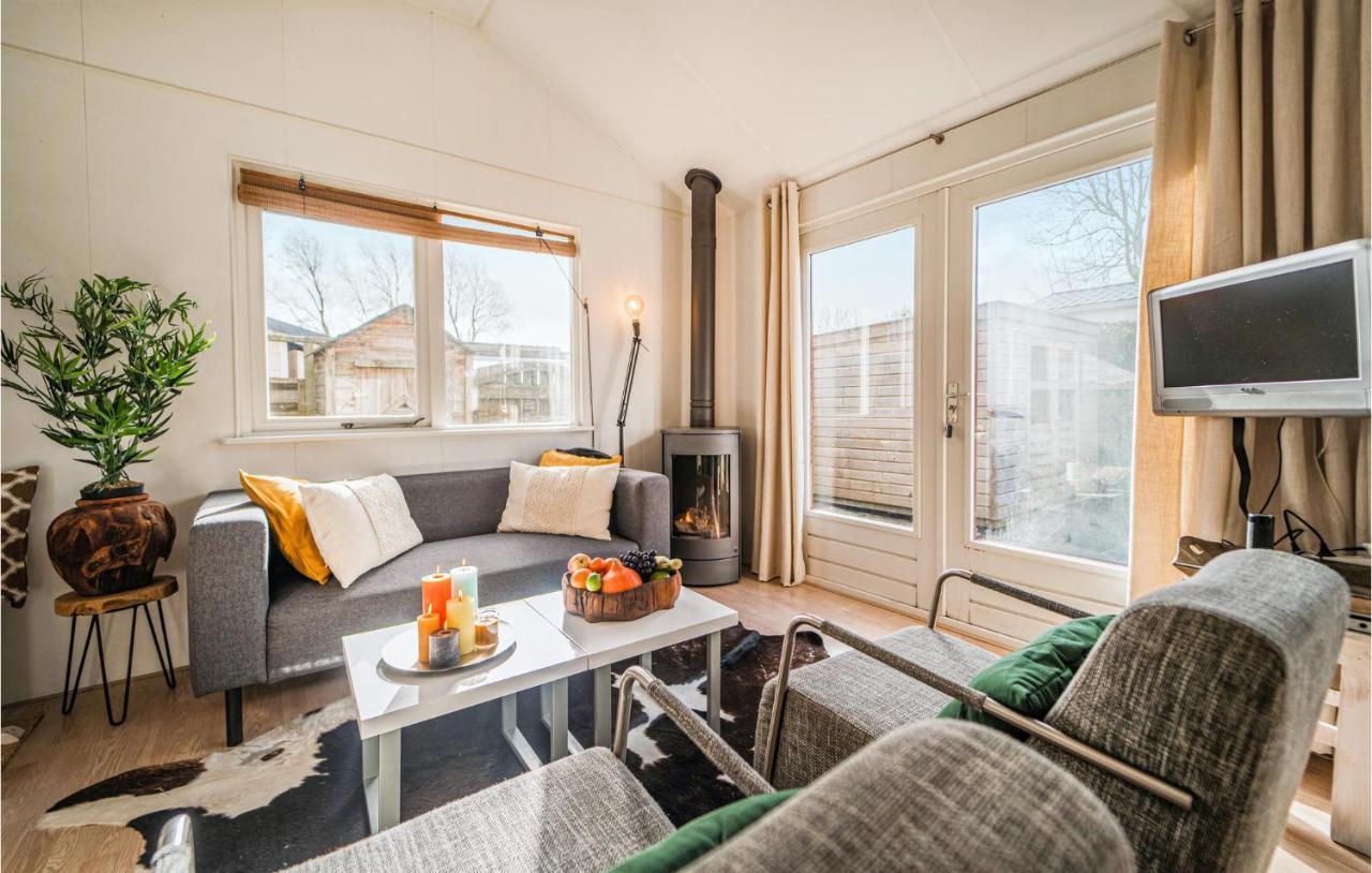 3 Bedroom Pet Friendly Home In Tzummarum Exterior foto